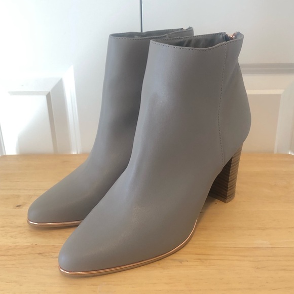 DSW | Sacha Too Grey Ankle Boots - Picture 3 of 11